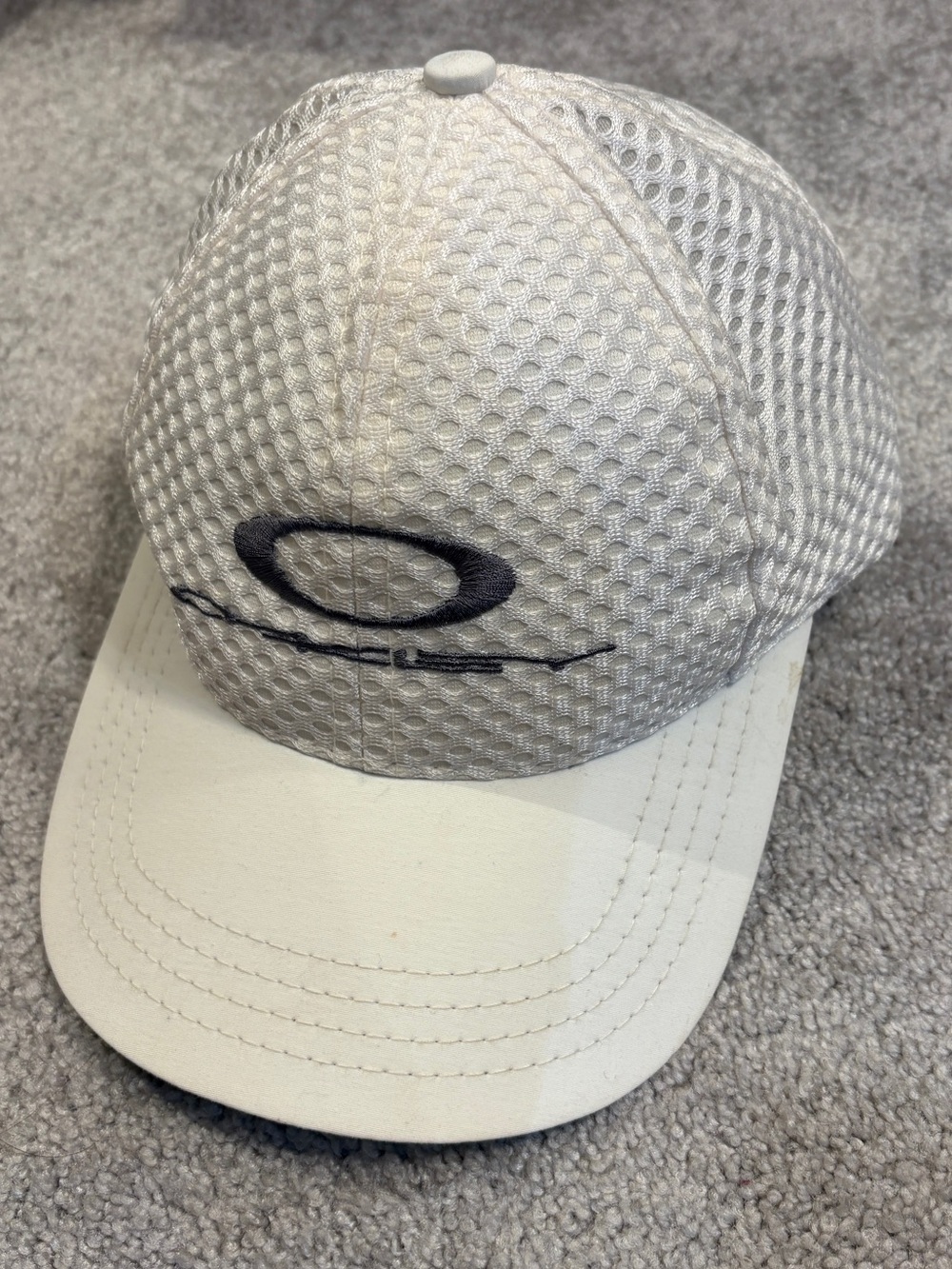 Oakley Rare Vintage 90s Software O Matter Mesh Hat Made in U.S.A. In White